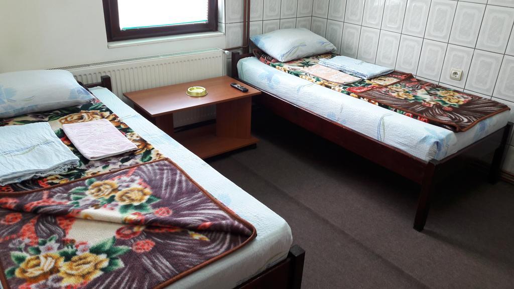 Mico NP Guest House Novi Pazar Extérieur photo