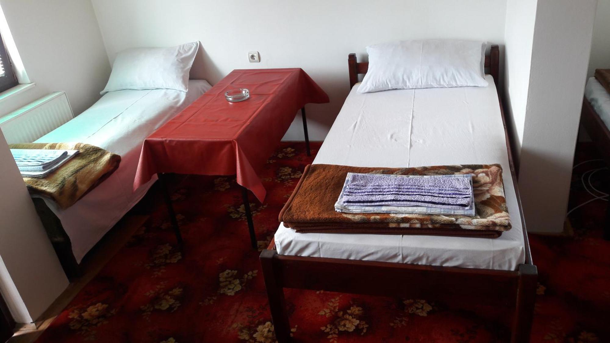 Mico NP Guest House Novi Pazar Extérieur photo